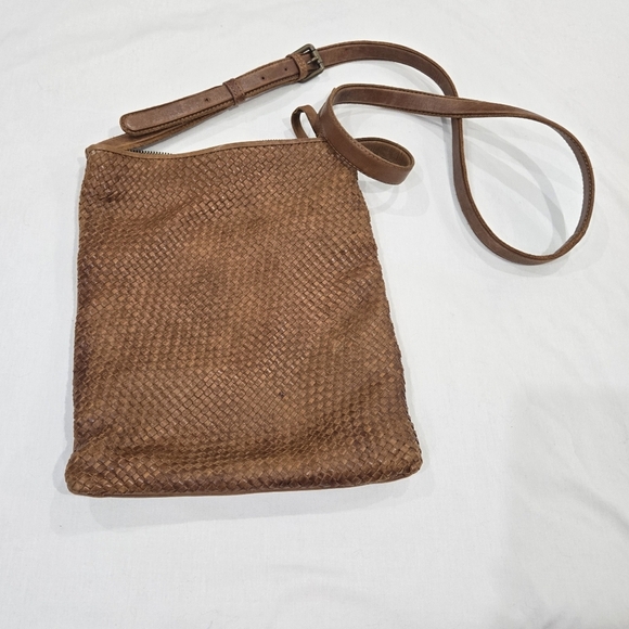 Platania Brown Woven Leather Crossbody Bag - Picture 2 of 7